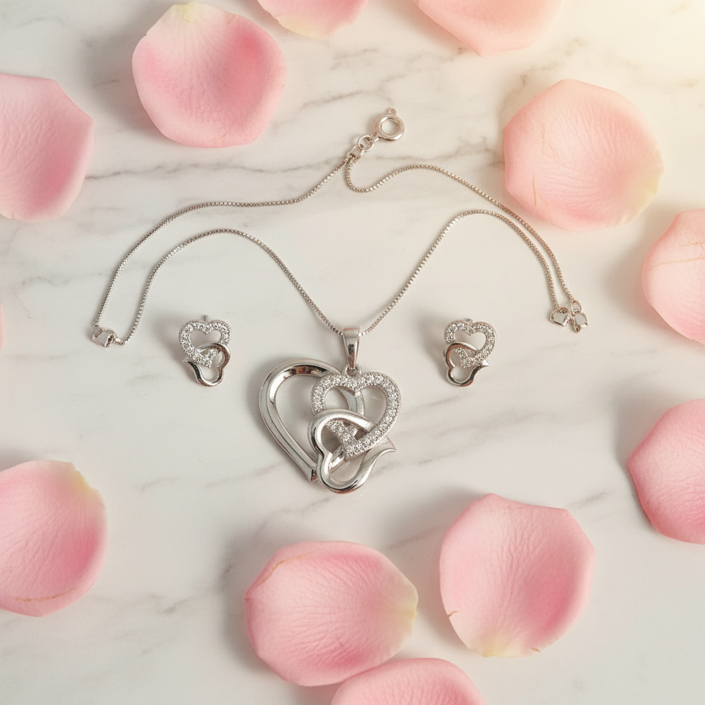 Juego doble corazón flat lay pétalos